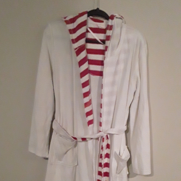 La Vie En Rose Intimates & Sleepwear La Vie En Rose Womens Bath Robe Poshmark